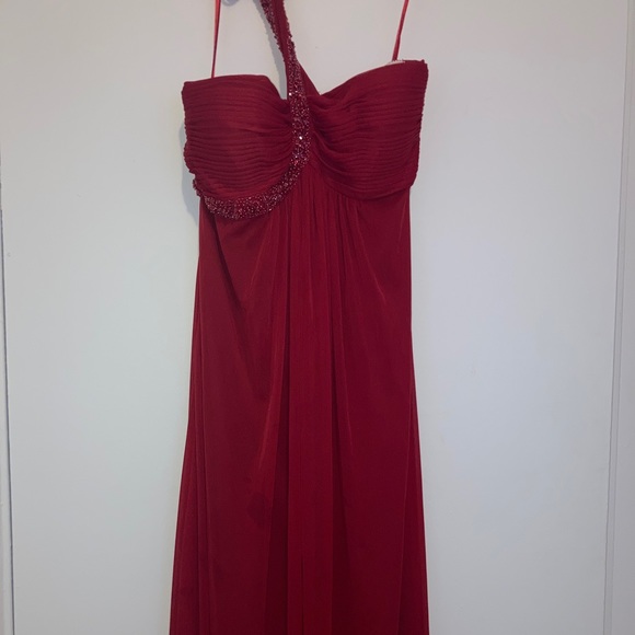 Red Evening Gown/Maxi Dress/Prom Dress - Picture 1 of 5